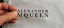 Laden Sie das Bild in den Galerie-Viewer, Logo Alexander Mcqueen pour flocage (transfert thermocollant)