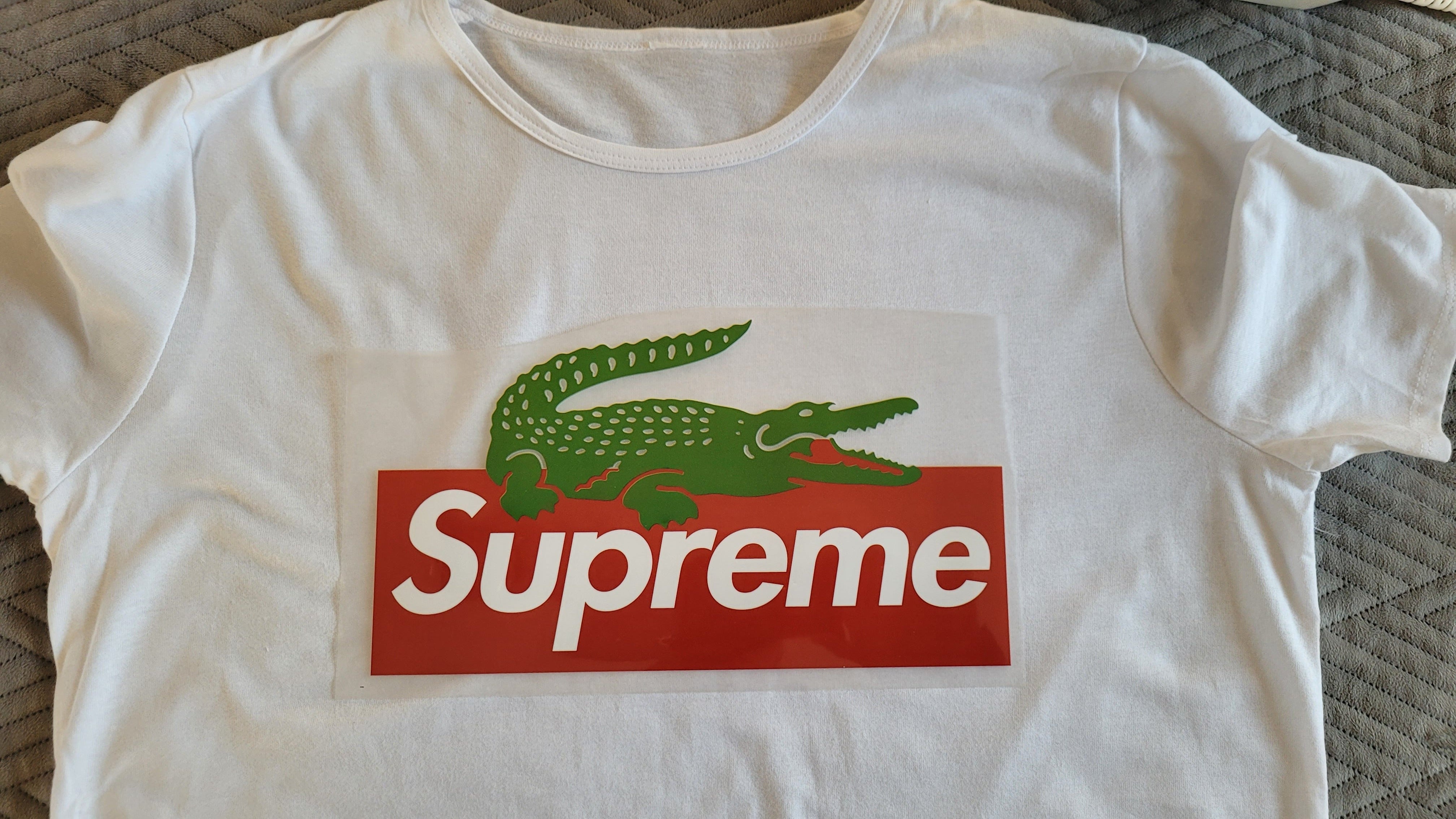 Lacoste x supreme prix best sale