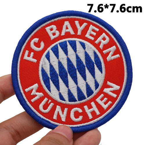 FC BAYERN MÜNCHEN - Patch brodé BD111-2 - Thermocollant