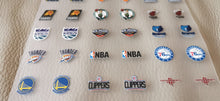 Laden Sie das Bild in den Galerie-Viewer, Full Sheet Sport 54x Small Color Logos NBA, Chicago Bulls, Clippers etc