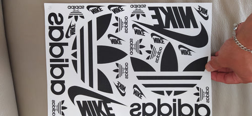 Logos Nike et Adidas sur une feuille entière pour flocage