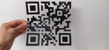 Load image into Gallery viewer, Code QR Sticker pour T-shirt à personnaliser