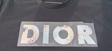 Cargar imagen en el visor de la galería, Dior logo clair coloré thermocollant pour flocage