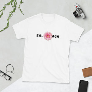 T-shirt logo couvert de fleur
